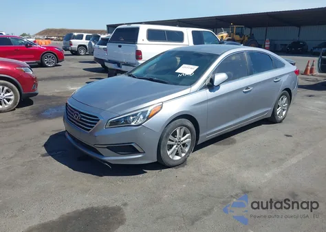 2016 Hyundai Sonata z USA, uszkodzony, nr VIN 5NPE24AFXGH393478